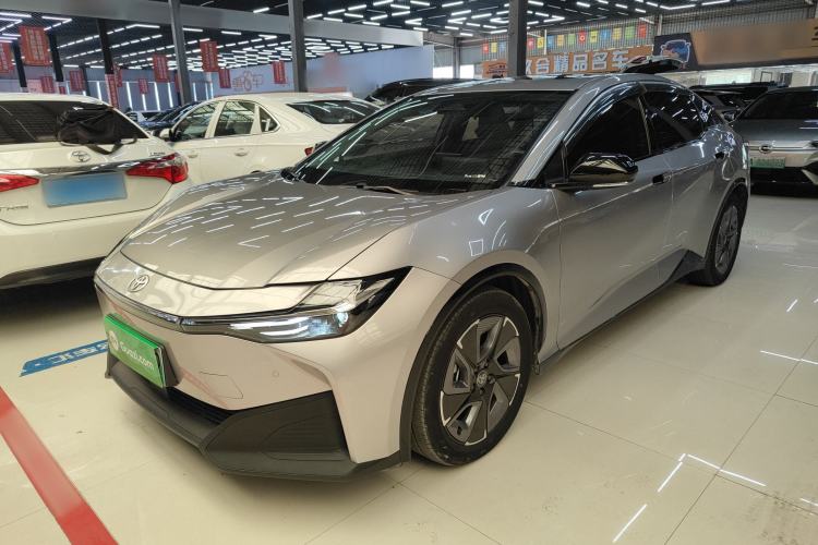 Used Toyota bZ3 2024 517 km Elite PRO