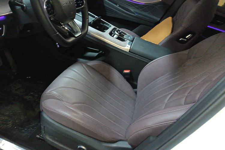 Used Chery Tiggo 9 2025 2.0T Automatic Two-Wheel Drive Luxury Edition 5 Seats