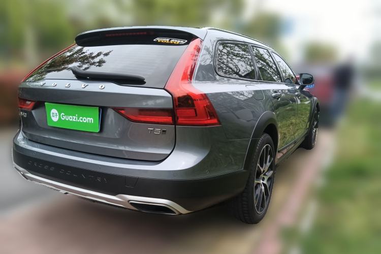 Used Volvo V90 2020 Cross Country T5 AWD Prestige Edition Rear Right 45 Deg