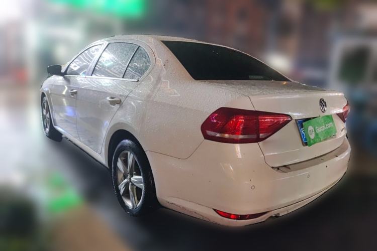 Used Volkswagen Lavida 2017 1.6L Manual Fashion Edition