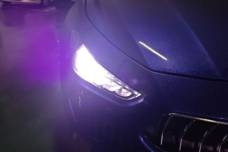 Used Maserati Ghibli 2017 3.0T Standard Edition Right Front Headlight