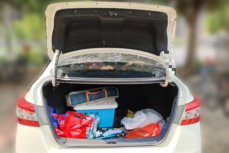 Used Nissan Sylphy 2014 1.6XV CVT Deluxe Edition Trunk