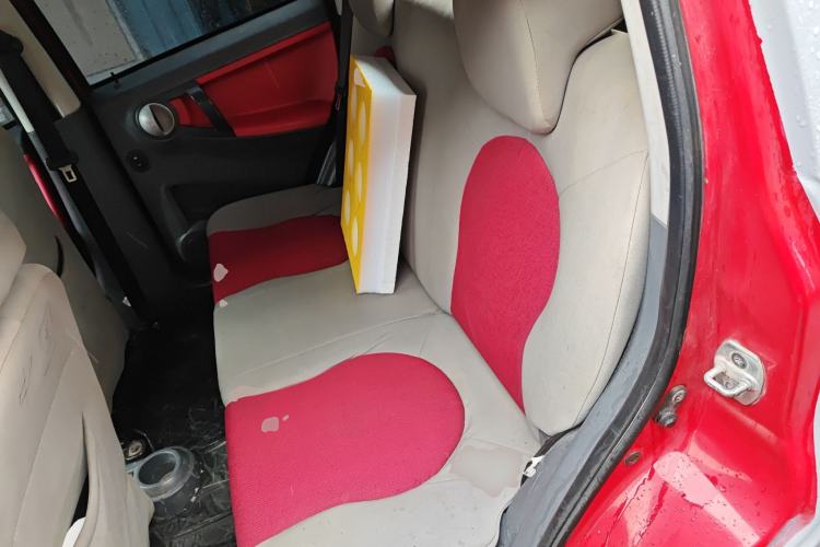 Used JAC Group Yueyue 2012 1.0L Luxury Model
