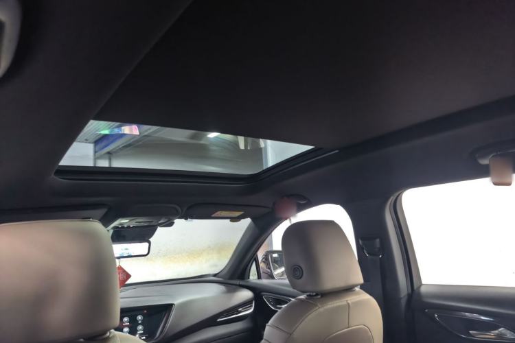 Used Buick Envision 2022 Encore Plus 652T Five-Seat Luxury Model