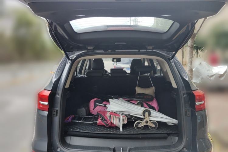 Used BYD Song New Energy 2019 Song DM 1.5TID Smart Connect Dynamic Model Trunk