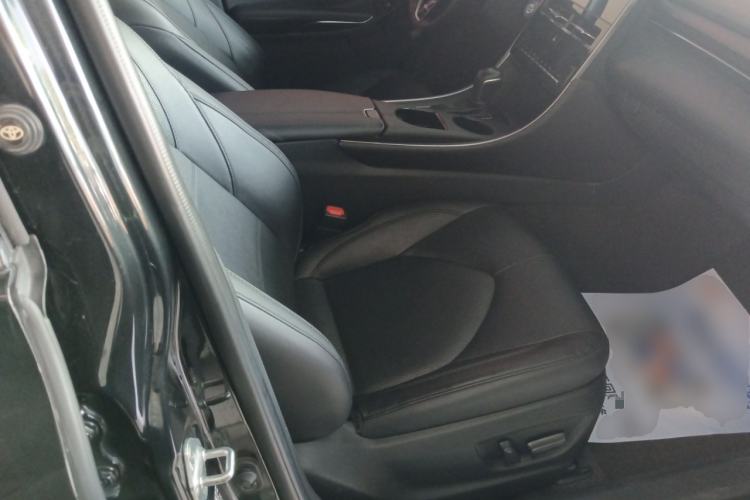 Used Toyota Avalon 2022 2.0L Luxury Edition