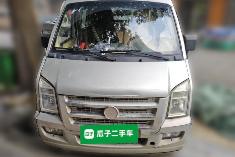 Used Dongfeng Xiaokang C37 2015 1.5L Standard II DK15-06
