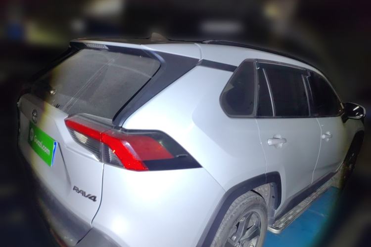 Used Toyota RAV4 2020 2.0L CVT Two-Wheel Drive Fashion Edition