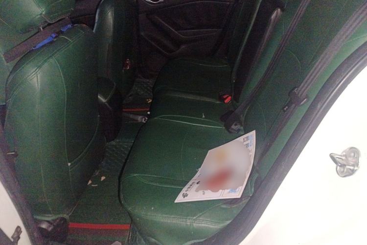 Used Mazda 3 Axela 2014 Sedan 1.5L Automatic Luxury Model