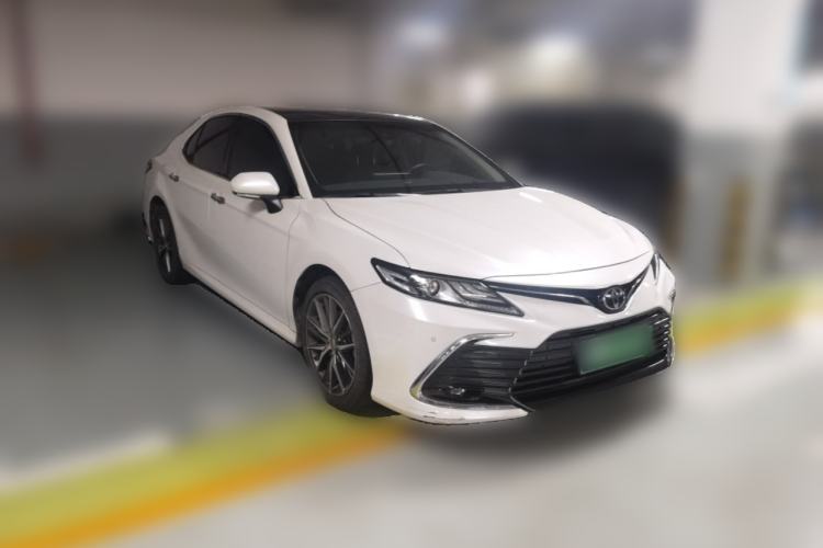 Used Toyota Camry 2021 2.5G Luxury Edition Front Right 45 Deg