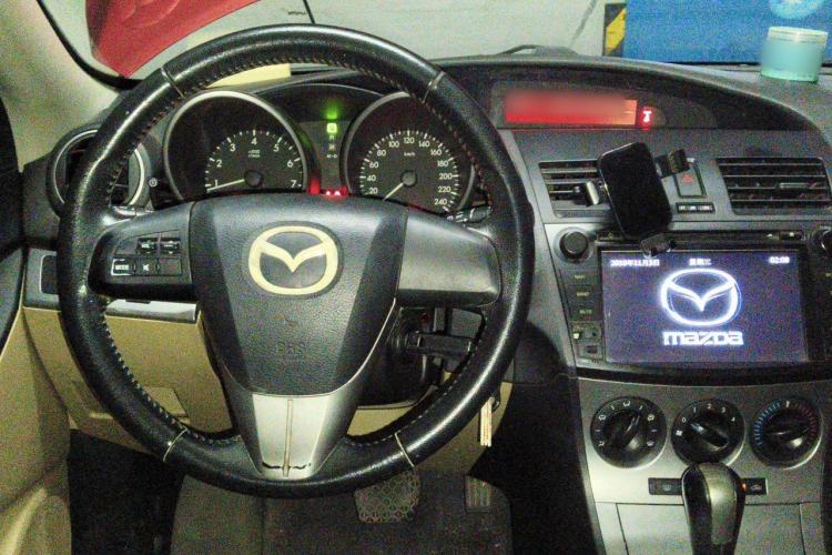 Used Mazda 3 2010 Hatchback 1.6 Automatic Luxury Model