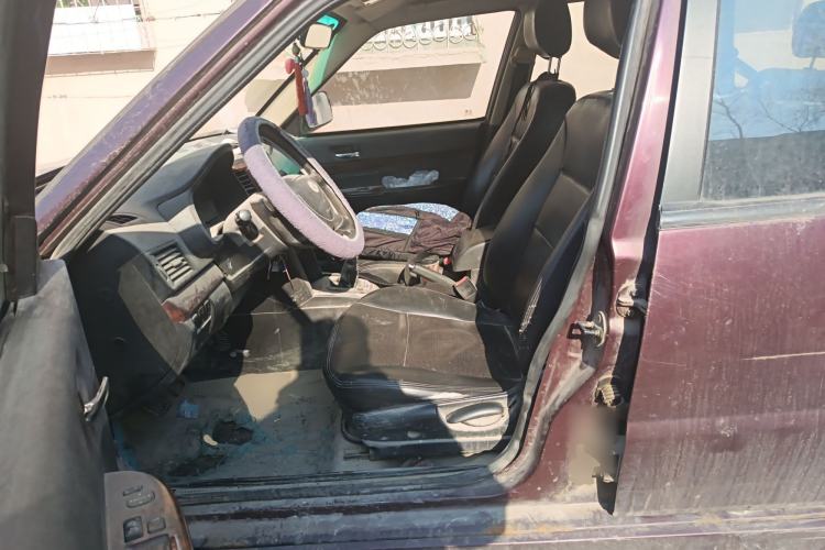 Used Yema F12 2014 1.5L Manual