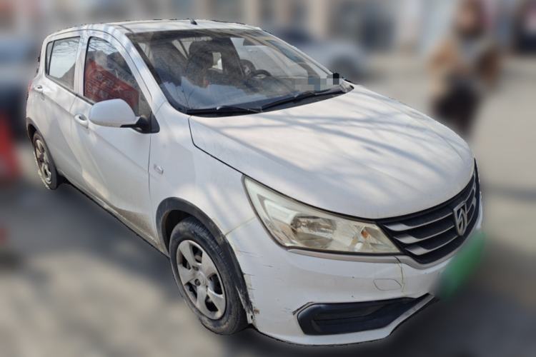 Used Baojun 310 2016 1.2L manual Comfort trim level
