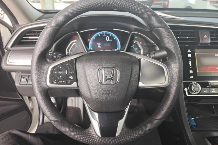Used Honda Civic 2016 220TURBO CVT Luxury Edition Steering Wheel