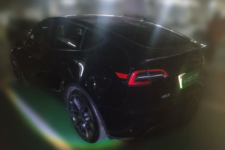 Used Tesla Model Y 2023 High-Performance All-Wheel-Drive Version