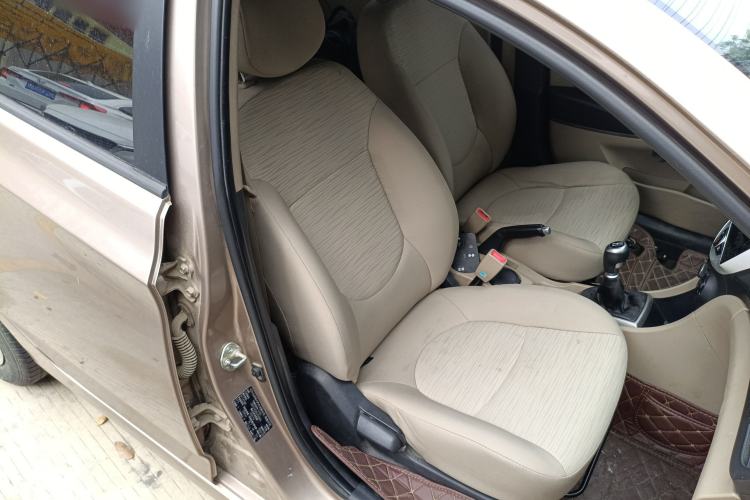 Used Hyundai Verna (older generation) 2016 1.4L Manual Smart GLS Trim