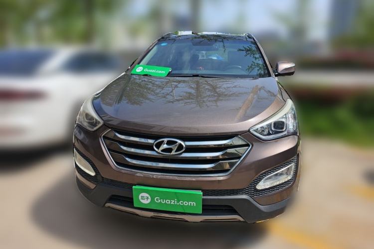 Used Hyundai Santa Fe 2013 2.4L Automatic Two-Wheel Drive Smart Version