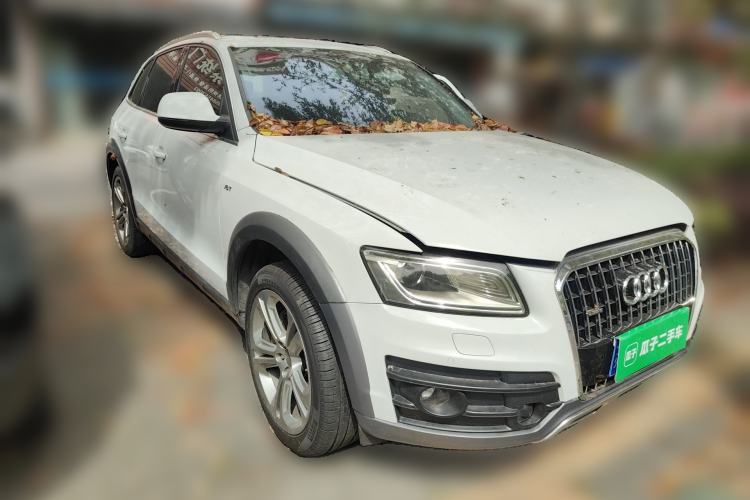 Used Audi Q5 2013 45 TFSI quattro off-road version Front Right 45 Deg