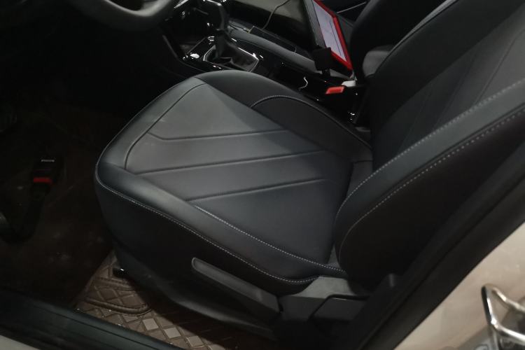 Used Volkswagen Tharu 2025 NewRui 300TSI Prestige Edition