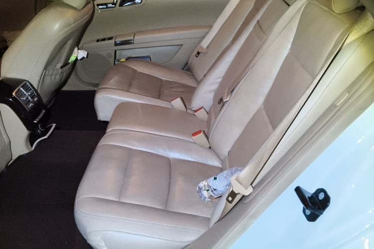 Used Mercedes-Benz S-Class 2011 S 350 L CGI Left Rear Seat