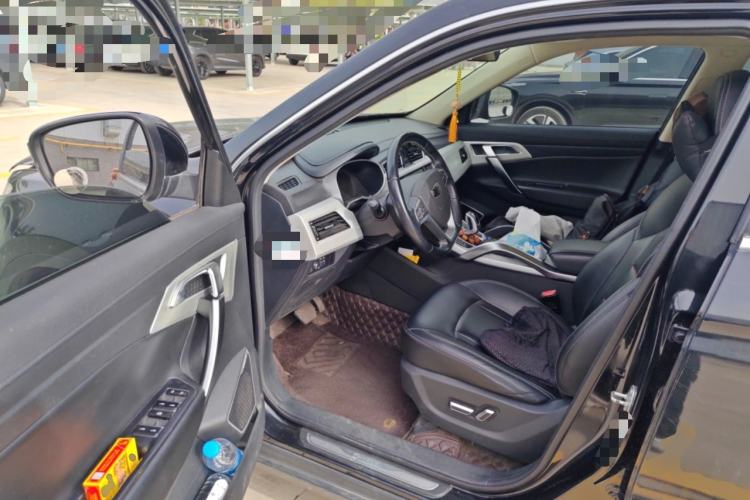 Used Geely Auto Emgrand X7 Sport 2020 1.8TD DCT Two-Wheel Drive Smart Connect 4G-Enabled Version Driver Seat