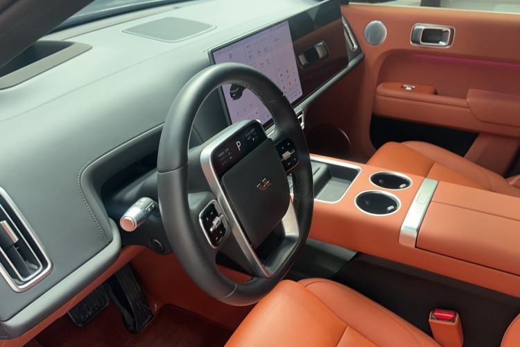 Used Li Auto L7 2024 Pro Model
