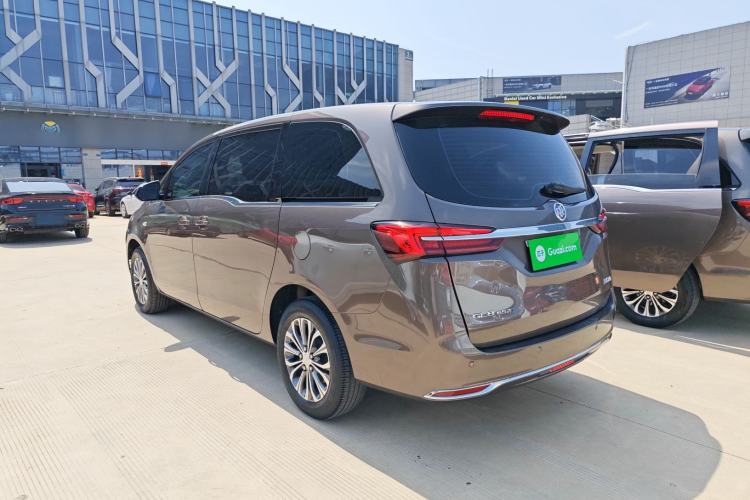 Used Buick GL8 2022 Land Cruiser Executive Class 652T Comfort Model