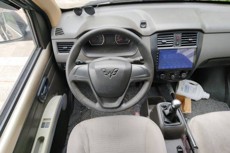 Used Wuling Rongguang S 2021 1.2L Standard Edition Air-Conditioned 5-Seater LSI