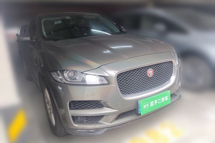 Used Jaguar F-PACE 2018 2.0T Two-Wheel Drive Urban Deluxe Edition
