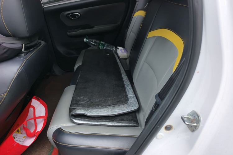 Used AION Y 2021 70 Intelligent Dynamic Edition Left Rear Seat