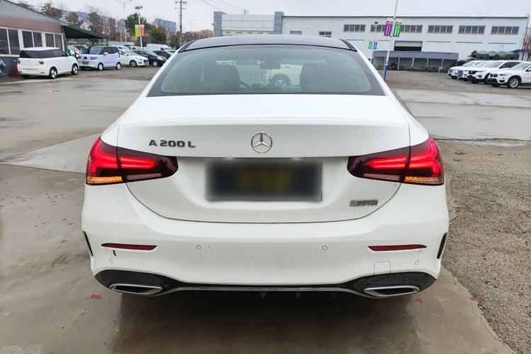 Used Mercedes-Benz A-Class 2022 Revised Version A 200 L Sport Sedan Fashionable Style