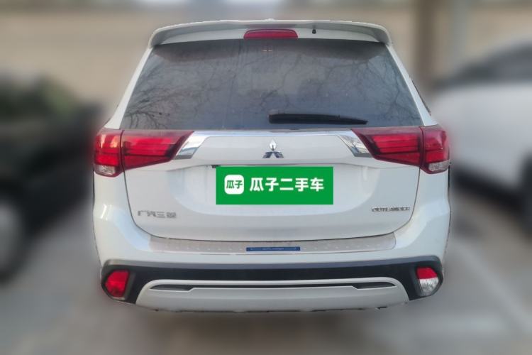 Used Mitsubishi Outlander 2019 2.0L Two-Wheel Drive Comfort Edition 5 Seats China V Standard Rear