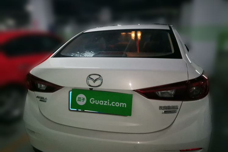 Used Mazda 3 Axela 2017 Sedan 1.5L Automatic Luxury Model China VI Standard
