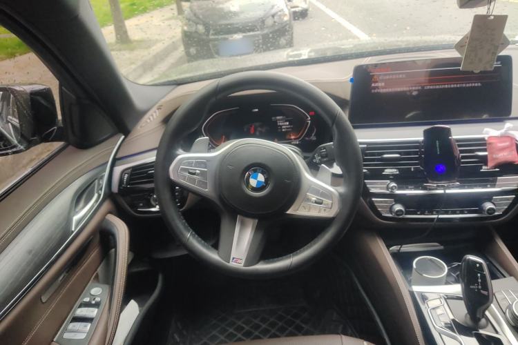 Used BMW 5 Series 2023 530Li Leading Model M Sport Package Steering Wheel
