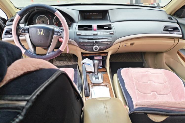 Used Honda Accord 2011 2.4L LX Center Console