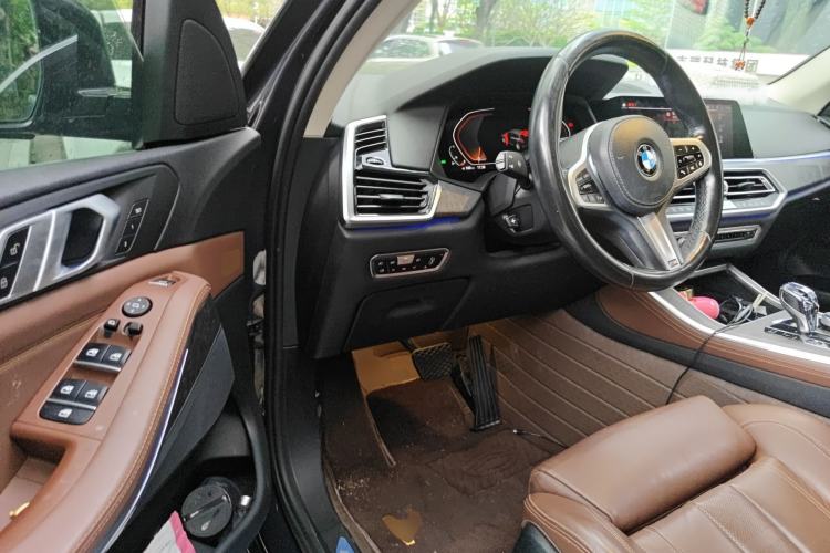 Used BMW X5 2019 xDrive40i M Sport Package Driver Seat