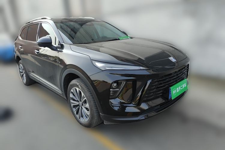 Used Buick Envision 2025 Encore Plus 28T Two-Wheel-Drive Platinum Edition