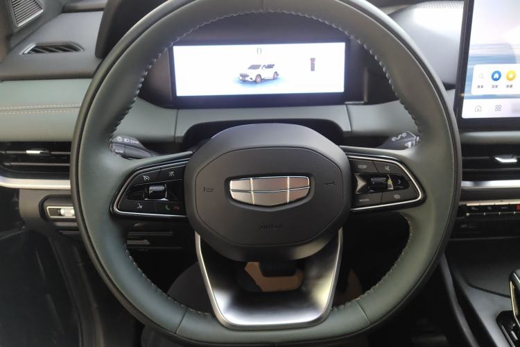 Used Geely Auto Haoyue L 2024 2.0T DCT Prestige Version
