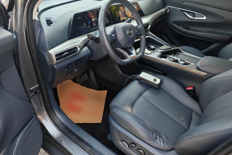 Used CHANGAN UNI-T 2020 1.5T Flagship Version
