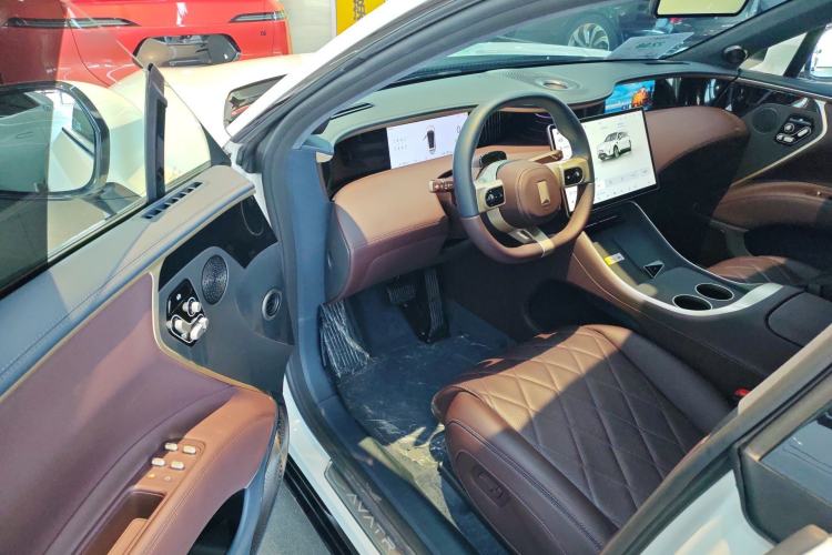 Used Avatr 11 2025 Year Updated Max Extended-Range Version Driver Seat