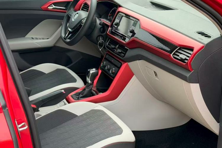 Used Volkswagen T-Cross 2019 1.5L Automatic Comfort Edition Interior 4