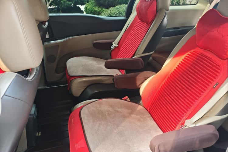 Used Buick GL8 2011 2.4L LT Luxury Business Executive Edition