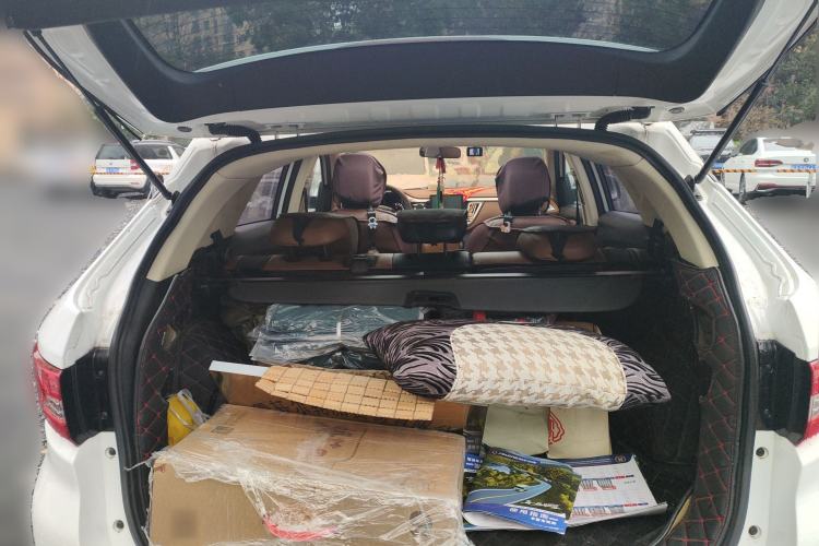 Used Soueast DX7 2017 1.5T Manual Luxury Model Trunk