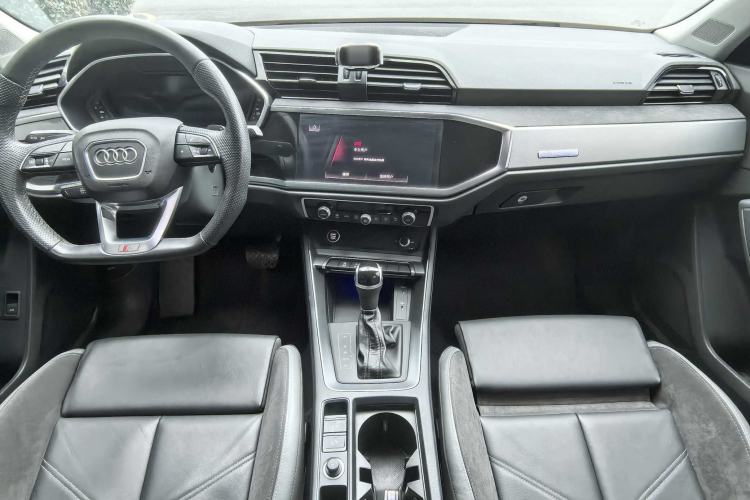 Used Audi Q3 Sportback 2023 40 TFSI Fashion Model

