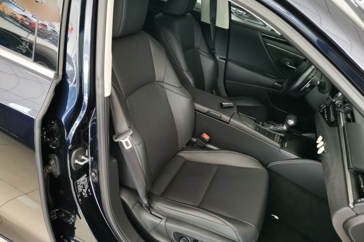 Used Lexus ES 2020 200 Excellence Edition
