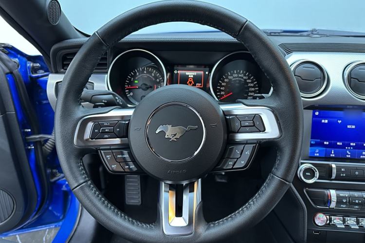 Used Ford Mustang 2019 2.3T Automatic Hardtop Base Version U.S. Specification Steering Wheel