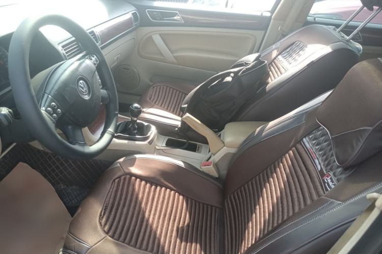 Used Volkswagen Passat 2009 1.8T Manual Luxury Edition Left Front Seat