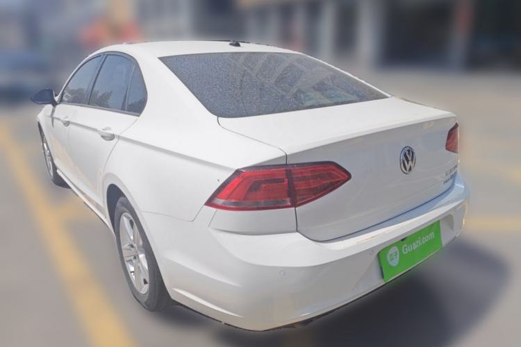 Used Volkswagen Lamando 2015 230TSI DSG Fashion Edition Rear Left 45 Deg