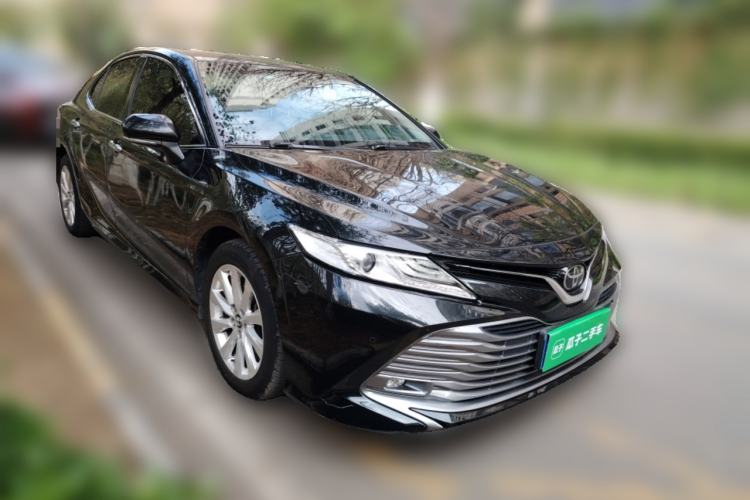 Used Toyota Camry 2018 2.0G Luxury Edition
