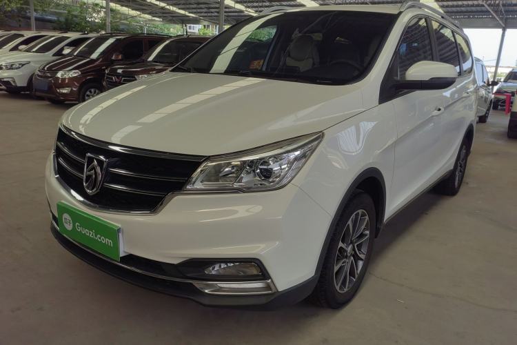 Used Baojun 730 2017 1.5T Manual Fashion Version 7 Seats China V Emission Standard